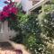 Habitación con baño y jardín privado en Casa Típica Ciutadella centro