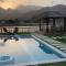 Great Escape for family and friends 4BR Villa with Private Pool and Sea View - Fudžajra