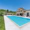 Villa Ada by Mmega