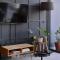 Top-Floor 2 Bed Unmatched Table Mountain Views - Кейптаун