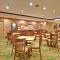 Holiday Inn Express Winfield - Teays Valley, an IHG Hotel - Hurricane