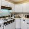 3BR Home with In-Unit Laundry, Parking, Sound Bar - روتشستر