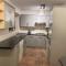 Lovely 4 Bedroom House with 2 Bathroom, Garden and Private Parking