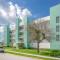 New Luxury Condo w/ Heated Pool 1 Block From Gulf - St. Pete Beach