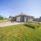 Charming Erie Home about 2 Mi to Downtown Delights! - ايري