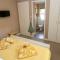 1 Hornbeam Lodge