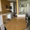 Appartement rénové proche centre station avec balcon - FR-1-346-325