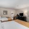 Travelodge by Wyndham Traverse City MI