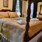 Silsbee's by Daniels House - 塞伦