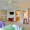 Less Than 1 Mi to Camelback Resort Home with Pool Table!