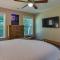 Charming Pendleton Retreat ~ 5 Mi to Clemson!