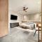 1_OAK - experience custom design - 2 masters - Houston