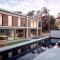 Villa Gris I Private Properties