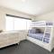 The Pacific Pearl,16 Pacific Avenue, Anna Bay - pet friendly, air con