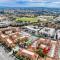 Top corner 2-story one bedroom La Jolla Condo - San Diego