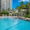 Surfers Paradise Central Chevron Apartment Sleeps 8 - Optimise BNB