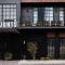 The Junto Hotel