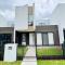 Austral Newly Built Modern 3 Br Home