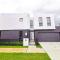 Austral Brand New Modern 4 Br Home - Horningsea Park