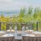 Driftwood - New Listing - 布里克瑟姆