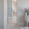 Driftwood - New Listing - 布里克瑟姆