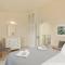 Skales Villas