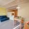 Yellow, Orange and Blue Apartments Desenzano - Happy Rentals