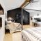 open airy custom designed home - 2kings - sleeps 14
