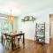 Cozy Creekside Rancher-Heart of Downtown Knoxville