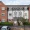 4 Bedroom Townhouse 10mins walk from Shrewsbury Town Centre with Parking