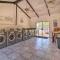 Kaunakakai Vacation Rental with Pool Access and AandC!