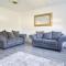 Woodside Apartment