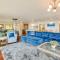 Waterfront Coos Bay Retreat with Kayaks!