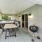 Sauna, Fire Pit Spacious and Serene Poconos Getaway - 卡纳登西斯