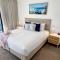 Oracle 28th floor Tower 2 Ocean views! - GC Getaways