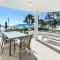 Beachfront luxury, Hastings Street