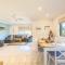 2 10 Krait Close - Only 350mtrs to the Boat Ramp and Wifi