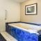 Quality Inn & Suites Fresno Northwest