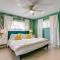 Luxury Apollo Beach Retreat with Private Pool and Dock - Apollo Beach