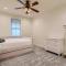 Captivating 4BR Haven with Park View near DT - أوستن