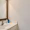 Captivating 4BR Haven with Park View near DT - أوستن