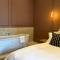 Railway House York by Chateau Anna
