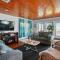 Sea Glass Cottage - An Oceanfront Experience Sea Glass Cottage - An Oceanfront Experience