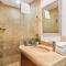 Nitta Condo #203