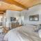 Serene Alto Cabin with Mountain Views and Fire Pit! - 阿尔托