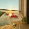 Deluxe Nicolle Solid Residence Mamaia