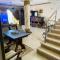 Lovely Villa 5- bedroom with Overflow Pool with Nice Garden at Green Oasis Resort
