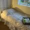 Single bed Parking Internet Coffee Garden Patio TV Quiet Close to main bus route B98 9NH - Beoley