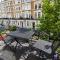 2-Bedroom Victorian Apartment in Kensington