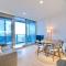 REST COLLECTION Sky High Apartment as West Side Place - ملبورن